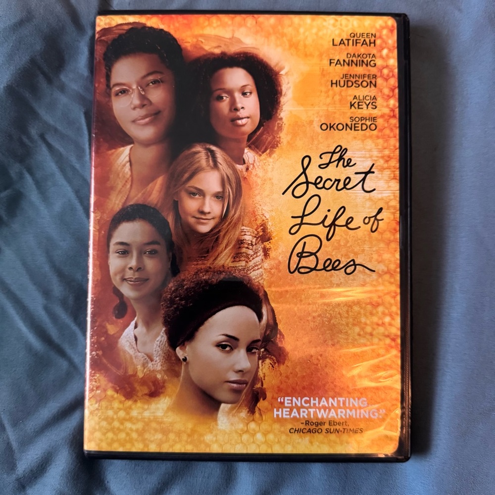 The Secret Life Of Bees (DVD) with Dakota Fanning Disc Tested, Working